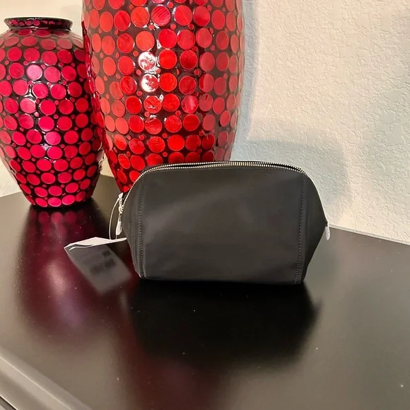 NWT Kate Spade Black Chelsea Medium Cosmetic - Picture 7 of 8